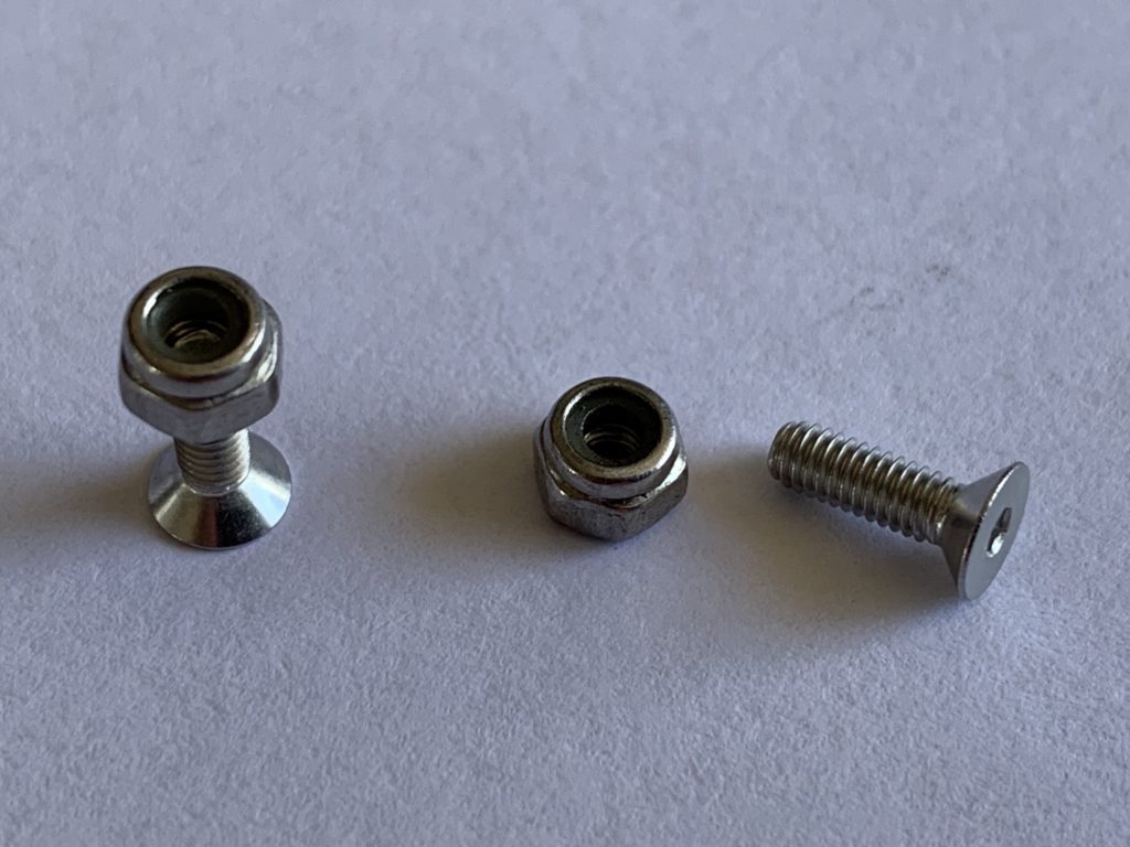 M2.5 x8mm Countersunk screw and nut