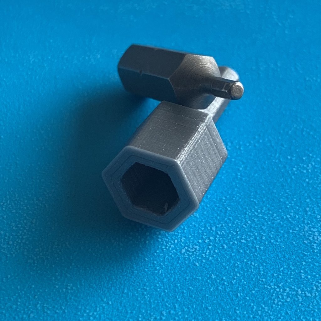 Hex Bit Adapter 4mm to 6mm with a magnet slot – Chodyra & Co IT Solutions
